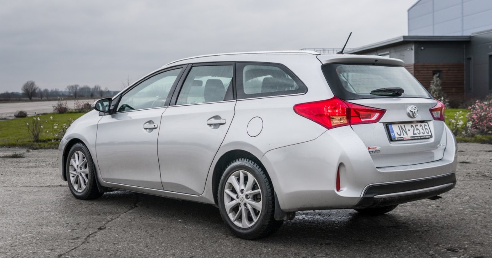 Pārdod Toyota Auris 2014 gada, Dzinējs 1.4l Dīzelis