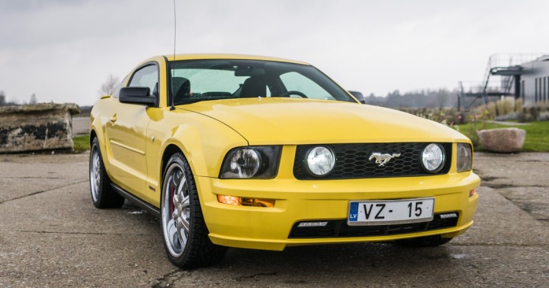 Ford - Mustang - pic2