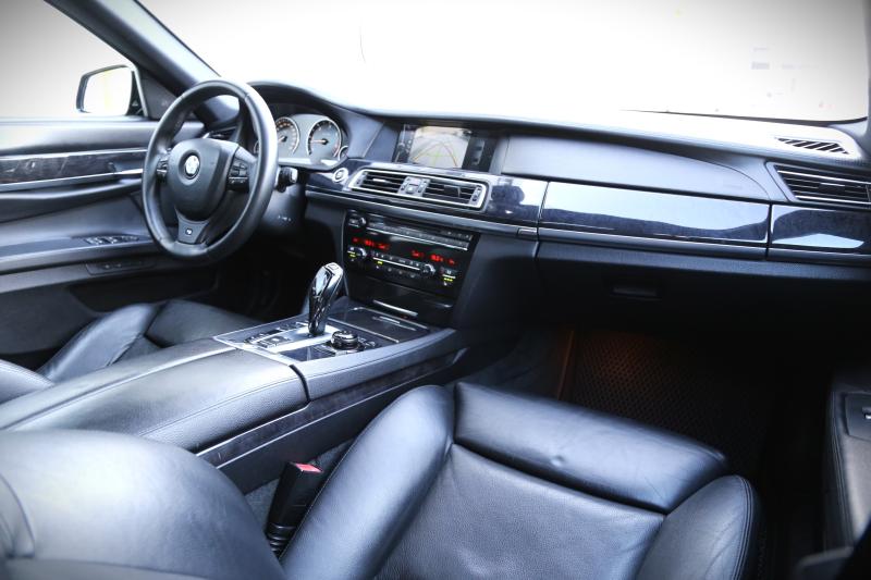 BMW - 730 - pic16