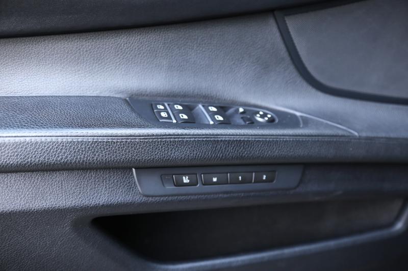 BMW - 730 - pic7