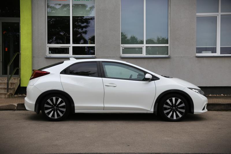 Honda - Civic - pic3