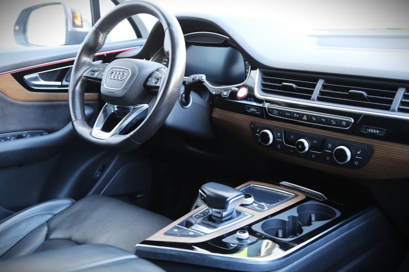 Audi - Q7 - pic11