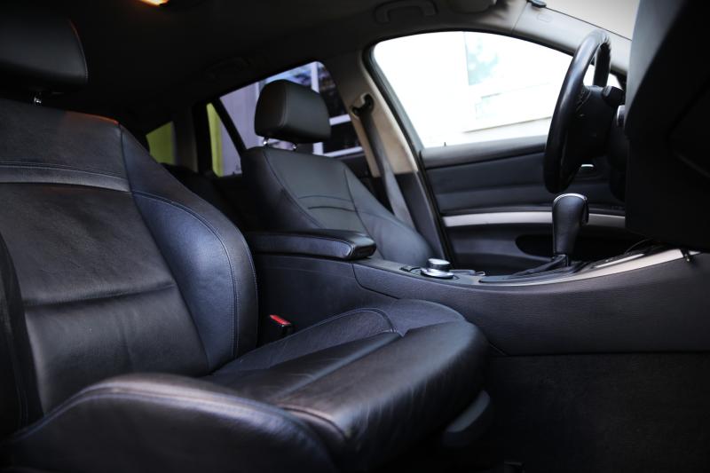 BMW - 330 - pic11
