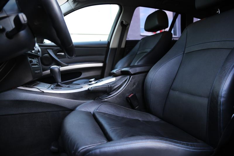 BMW - 330 - pic10
