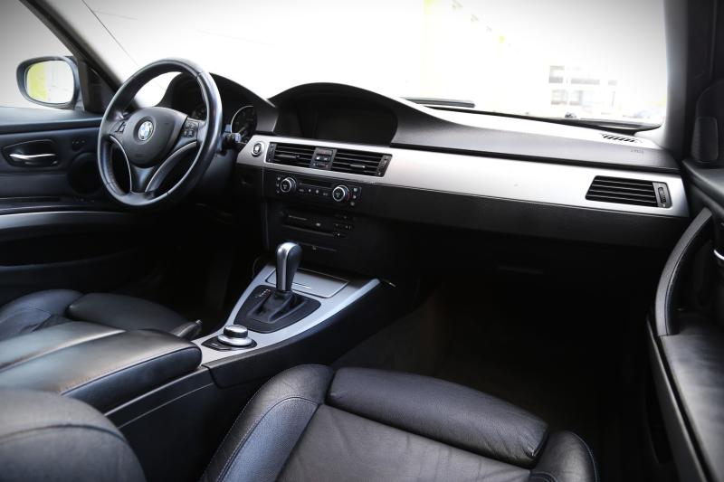 BMW - 330 - pic9
