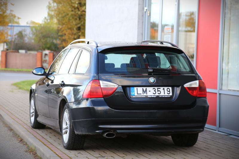 BMW - 320 - pic6