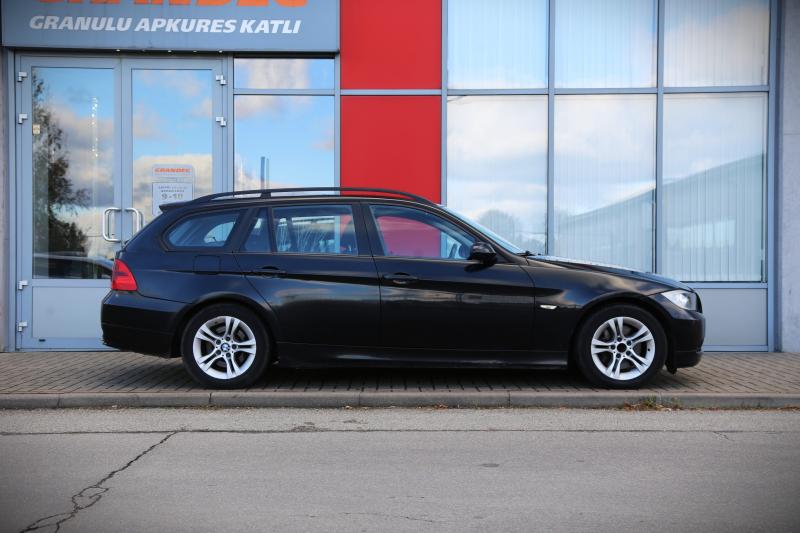 BMW - 320 - pic3