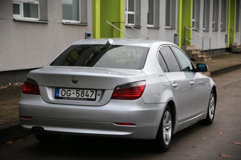 BMW - 525 - pic6