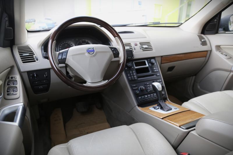 Volvo - XC90 - pic8