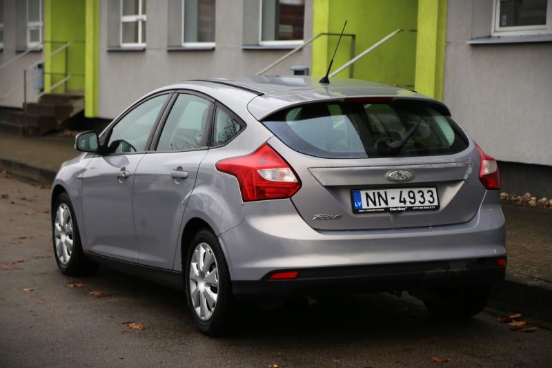 Ford - Focus - pic5