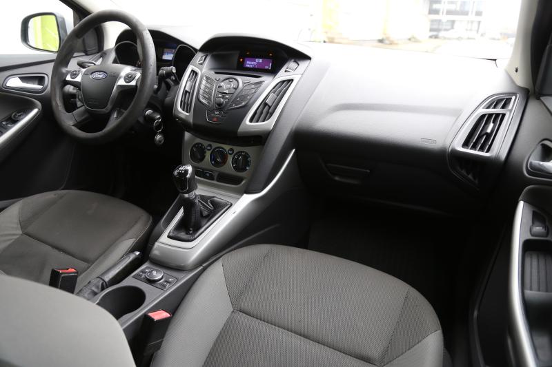 Ford - Focus - pic11