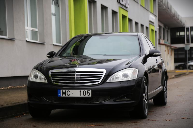 Mercedes-Benz - S500 - pic1