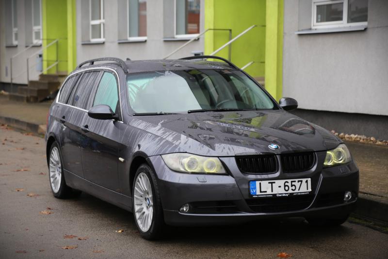 BMW - 330 - pic4