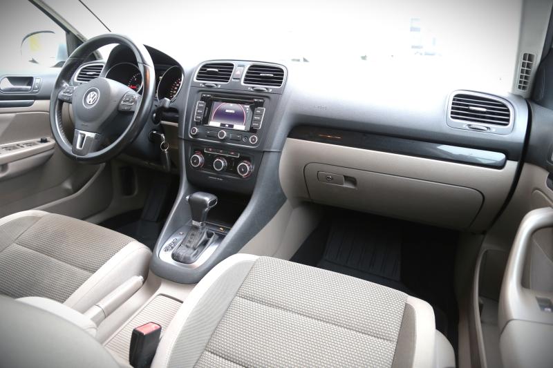 Volkswagen - Golf - pic12