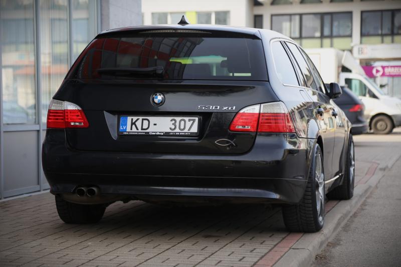 BMW - 5-series - pic6