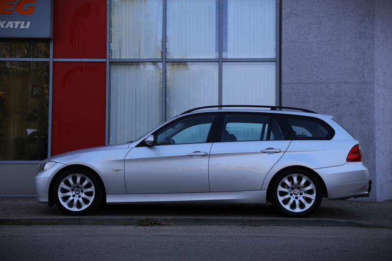 BMW - 320 - pic2