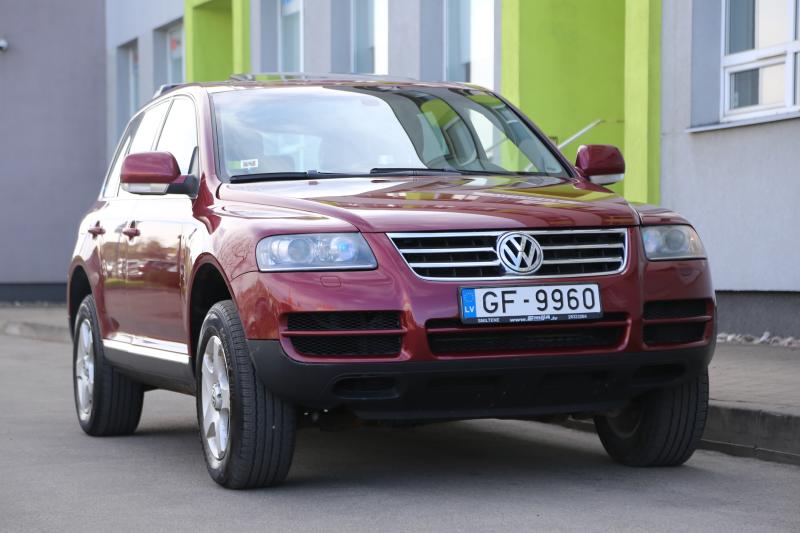 Volkswagen - Touareg - pic4