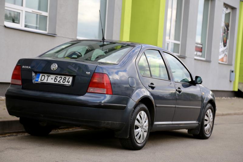 Volkswagen - BORA - pic5