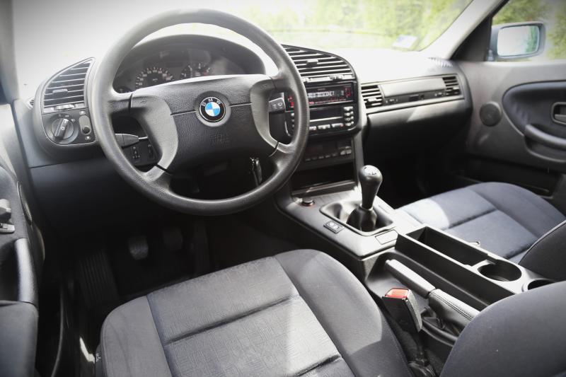 BMW - 3-series - pic11