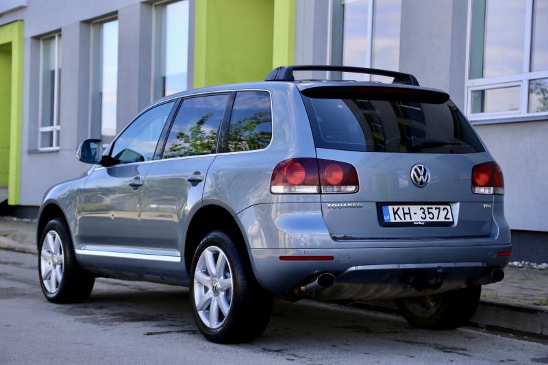 Volkswagen - Touareg - pic6