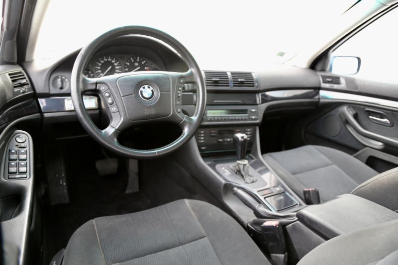 BMW - 525 - pic11