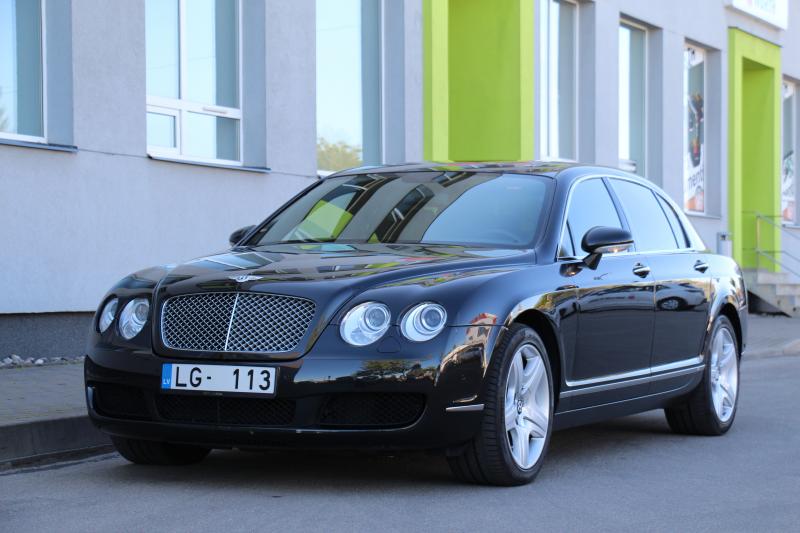 BENTLEY - CONTINENTAL FLYING SPUR - pic1