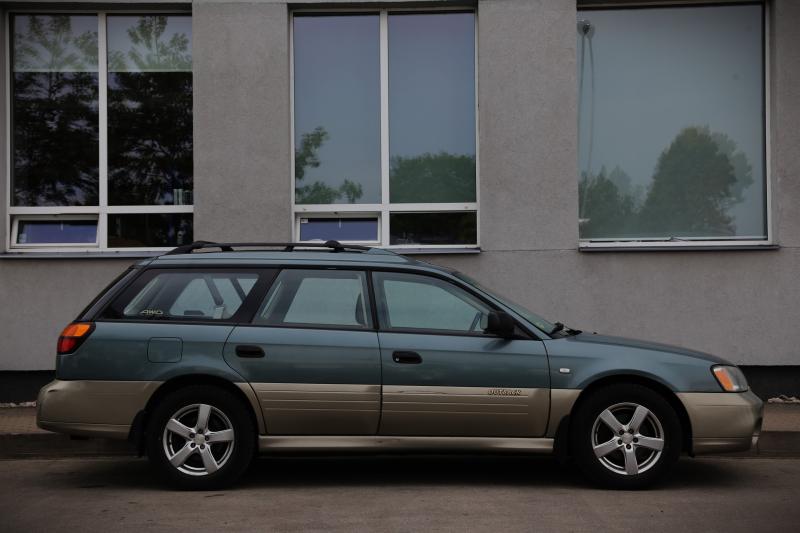 Subaru - Legacy - pic3