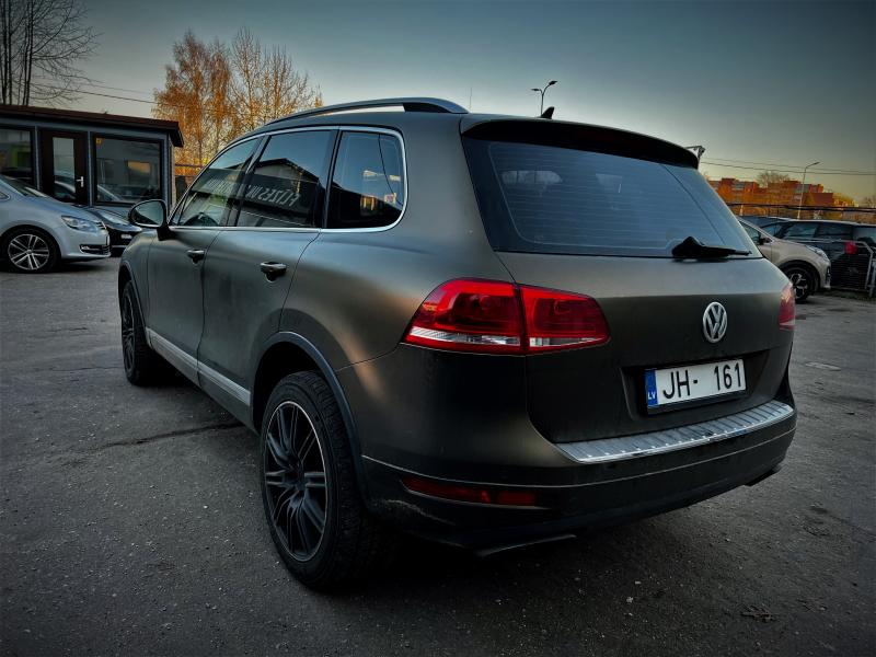 Volkswagen - TOUAREG - pic4