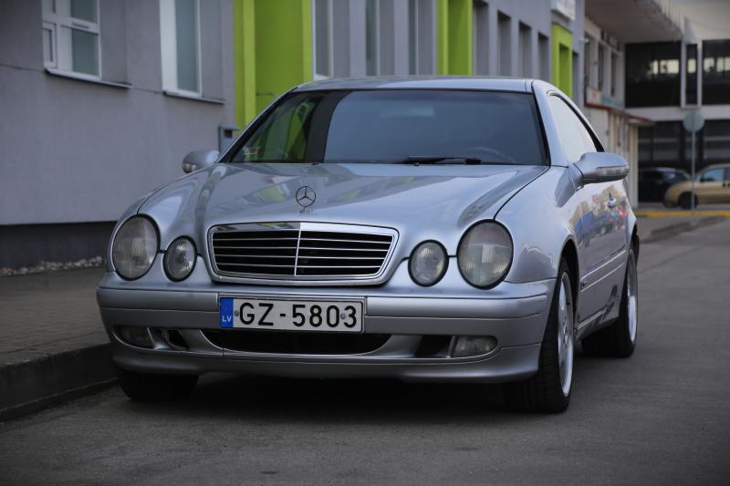 Mercedes - CLK - pic1