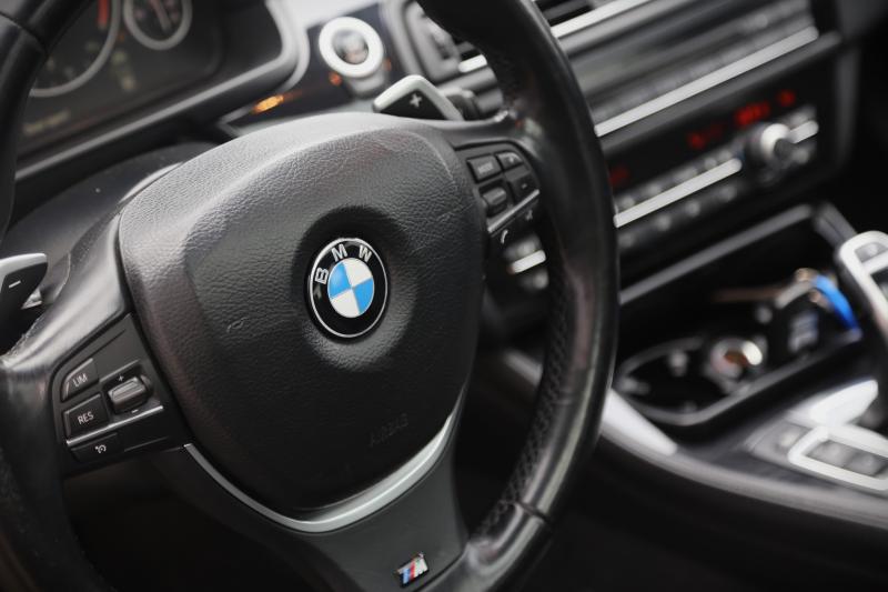 BMW - 5-series - pic11