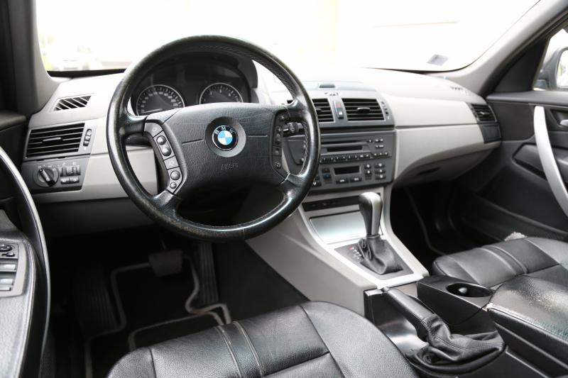 BMW - X3 - pic11