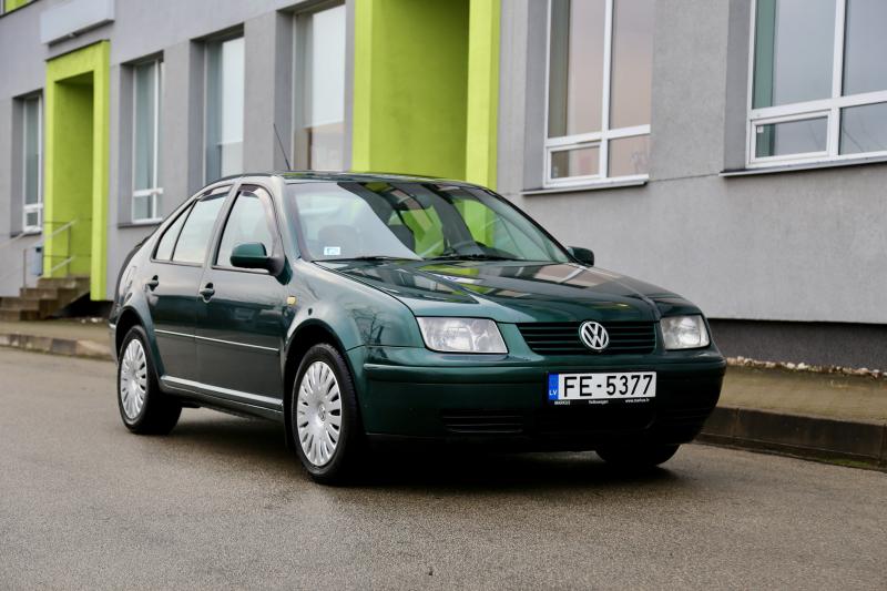 Volkswagen - BORA - pic4