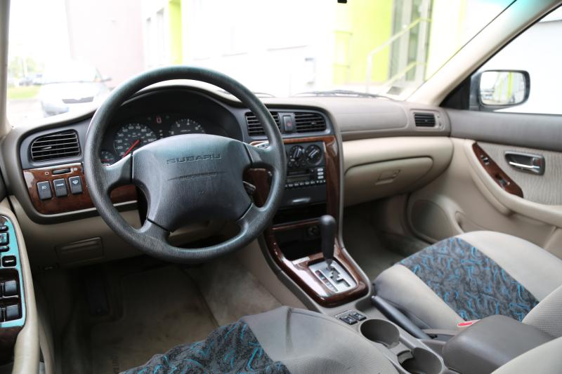 Subaru - Legacy - pic7