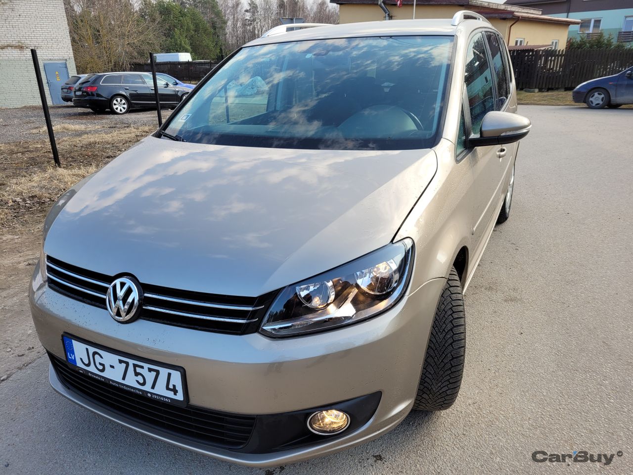 Volkswagen - TOURAN - pic1
